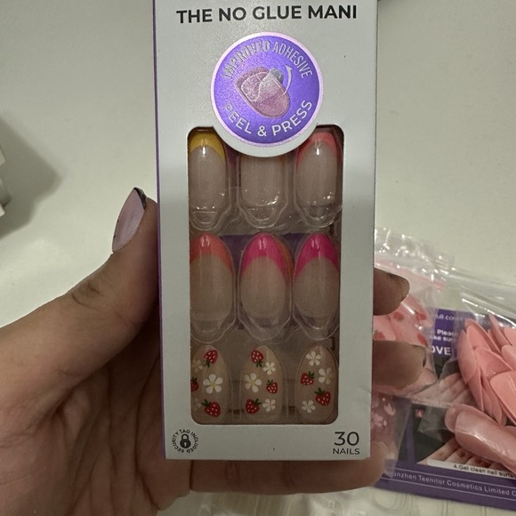 Kiss Other - Kiss Impress and Other Brands Reusable Press‎ On Medium Almond Nails NIB
